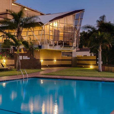 Protea Hotel By Marriott Karridene Beach Amanzimtoti Buitenkant foto