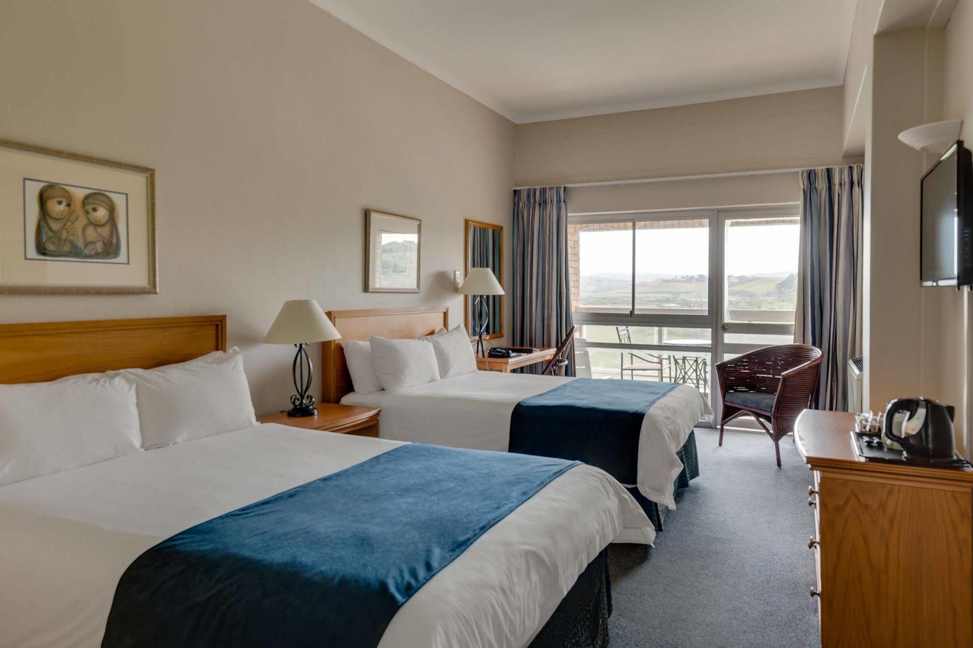 Protea Hotel By Marriott Karridene Beach Amanzimtoti Buitenkant foto